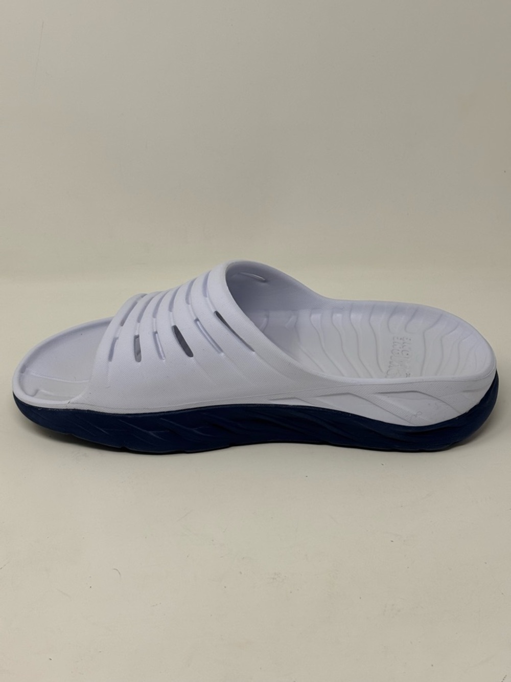 HOKA Ora Recovery Slides Sandals Men’s Size 10 White - Picture 3 of 13